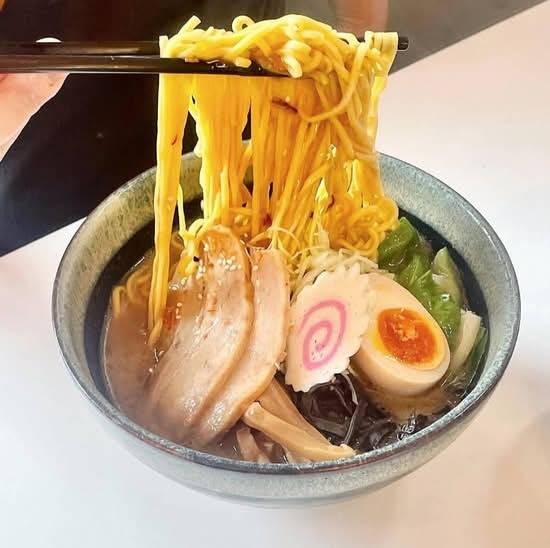 Omusubi Cafe Plat