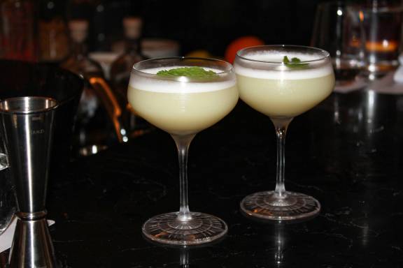 Forum Bar J.W Marriott Mixology class